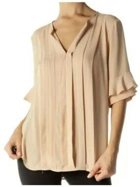 Ann Taylor Blouse Top Size Medium Pleated Blush Pink Flutter Short-Sleeve
